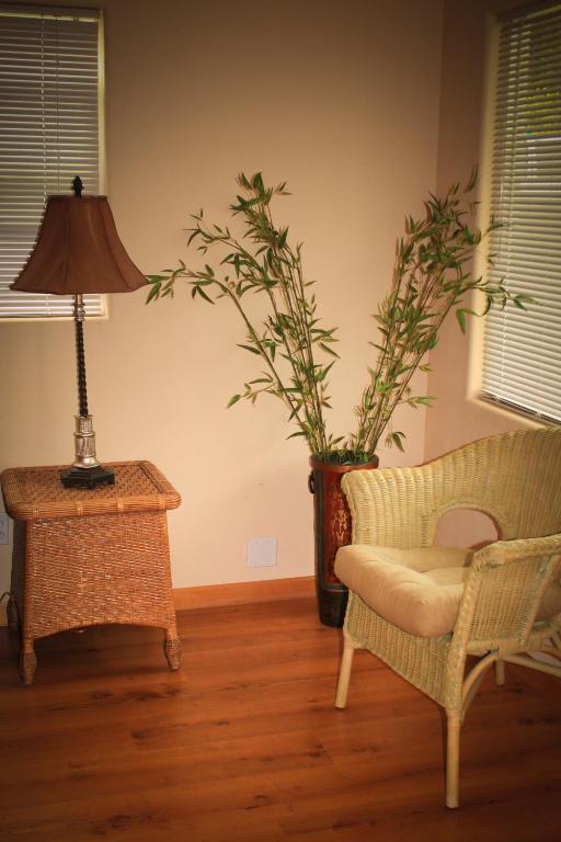 The Islander Inn Woods Bay Kamer foto
